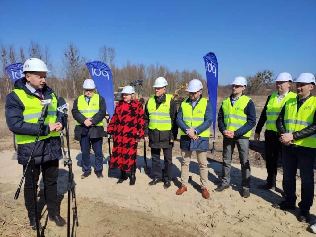 Baranów Sandomierski. Budują ważny łącznik dróg wojewódzkich