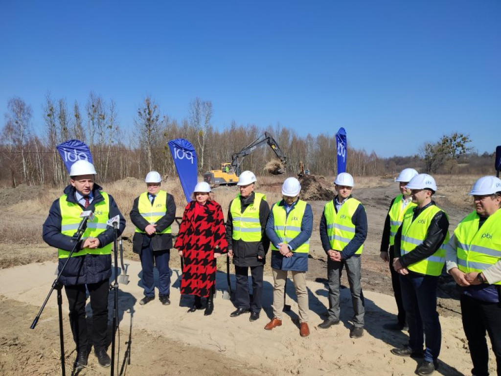 Baranów Sandomierski. Budują ważny łącznik dróg wojewódzkich