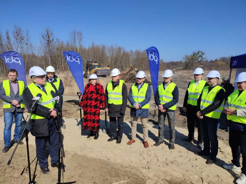 Baranów Sandomierski. Budują ważny łącznik dróg wojewódzkich