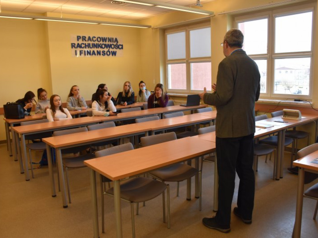 Na Państwowej Uczelni Zawodowej w Tarnobrzegu trwają Dni Otwarte [zdjęcia]