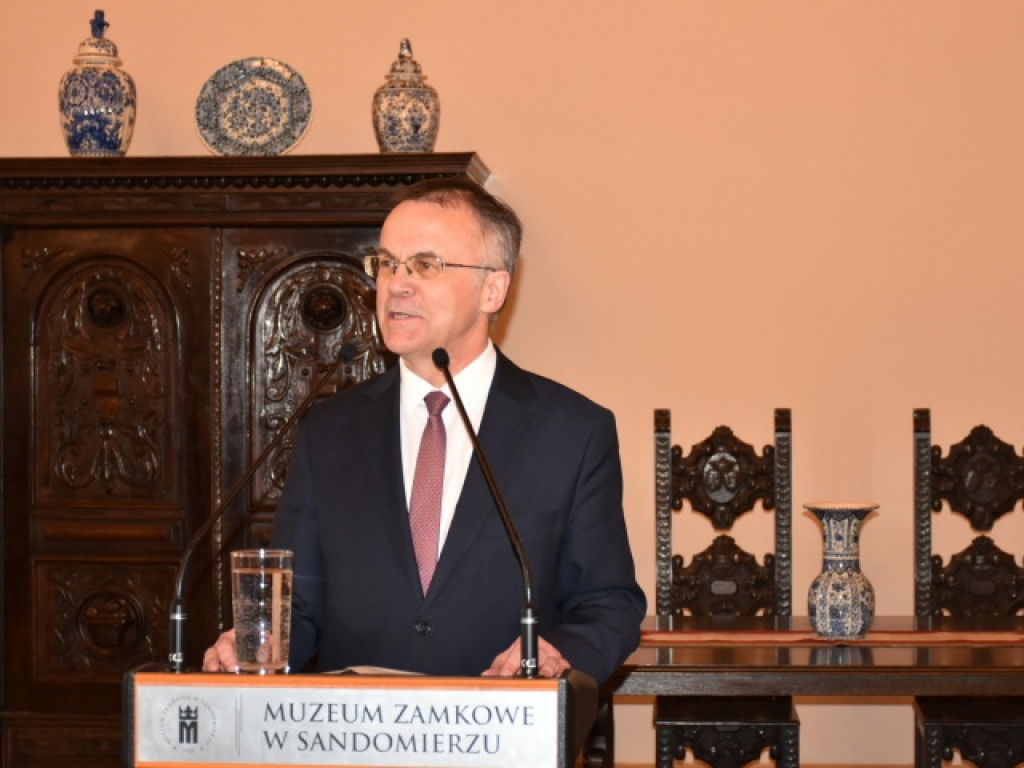 Wystawa o Sejmie Wielkim otwarta. Wernisaż z udziałem wiceministrów Jarosława Sellina i Piotra Wawrzyka [zdjęcia]