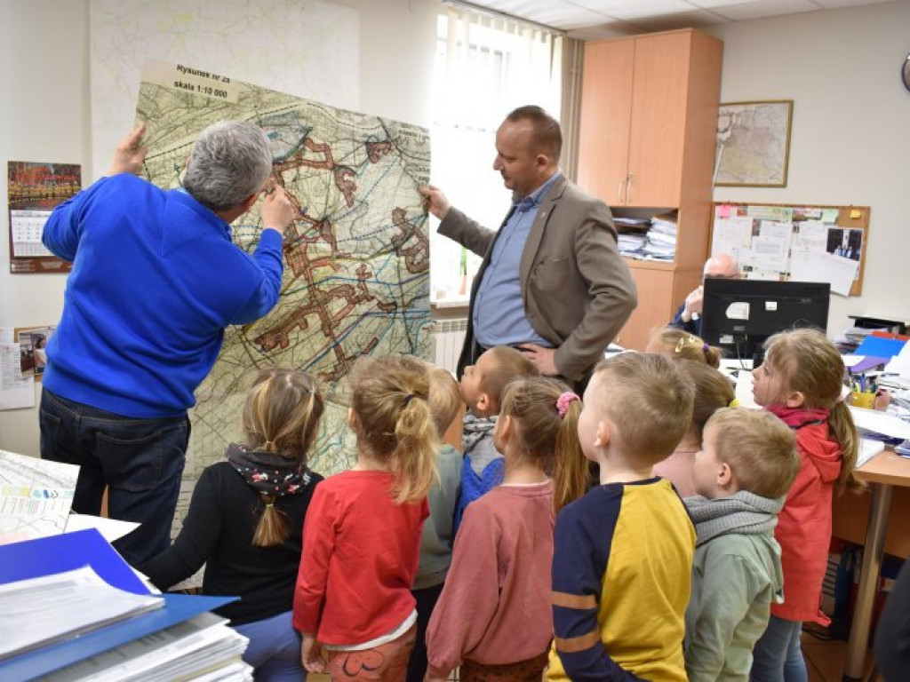 Przedszkolaki u burmistrza Baranowa Sandomierskiego [zdjęcia]