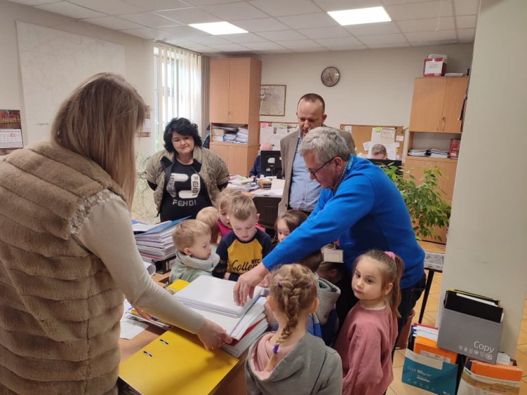 Przedszkolaki u burmistrza Baranowa Sandomierskiego [zdjęcia]