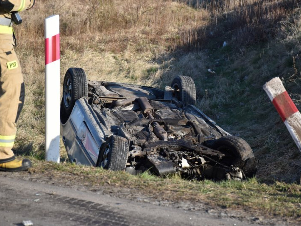 Wypadek na przejeździe kolejowym w Tarnobrzegu [zdjęcia]
