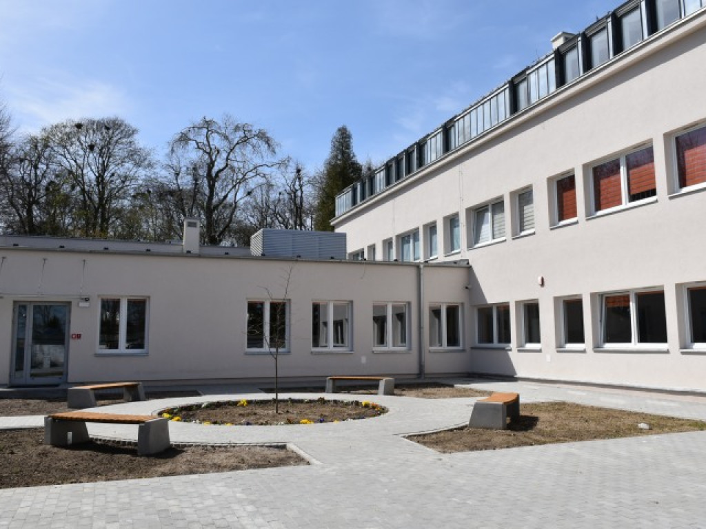 Zakończył się kapitany remont i rozbudowa sandomierskiej biblioteki [zdjęcia]