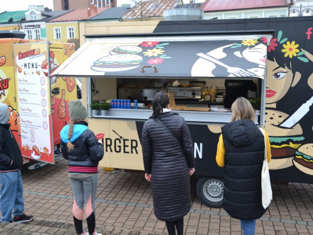 Żarciowozy 2022, czyli zlot foodtrucków w Tarnobrzegu [zdjęcia]