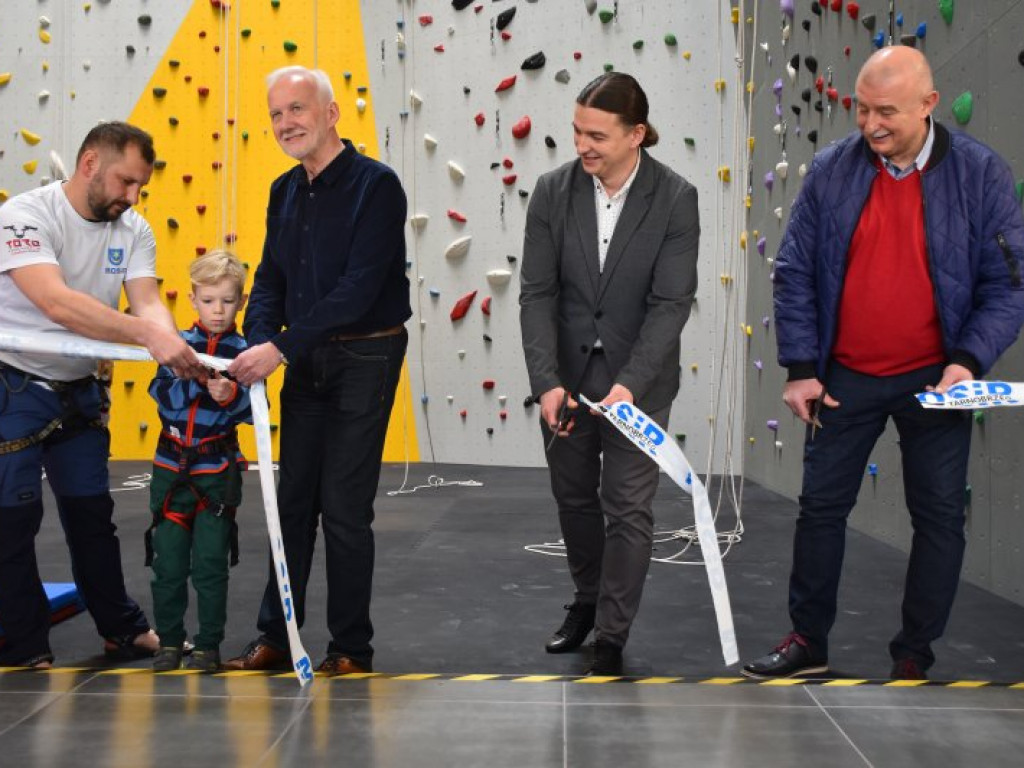 Uroczyste otwarcie ścianki wspinaczkowej w Tarnobrzegu [zdjęcia]