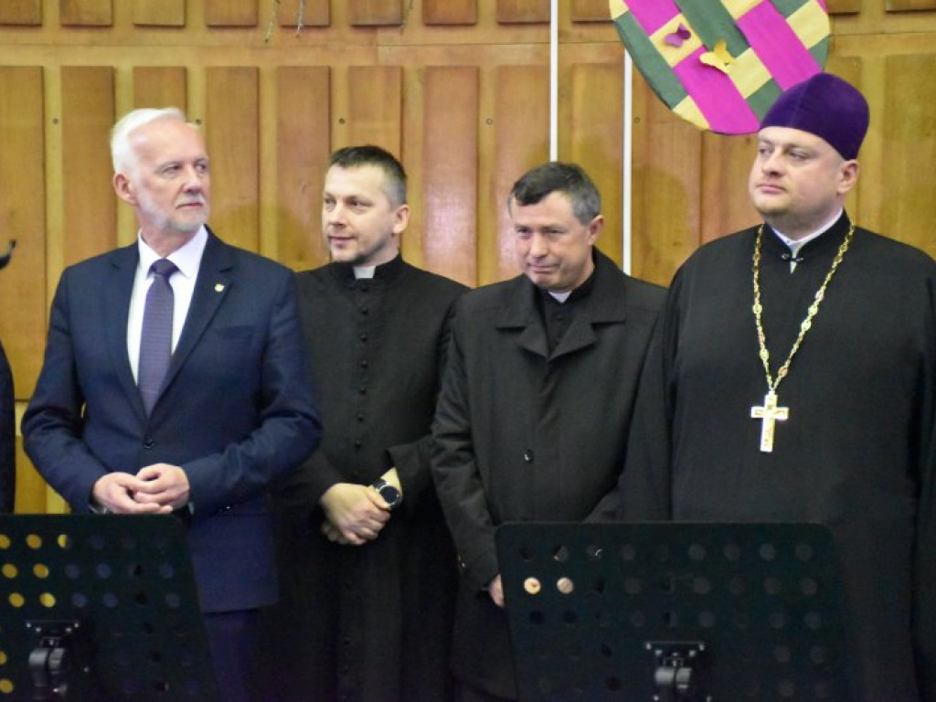 Śniadanie Wielkanocne dla uchodźców z Ukrainy w Tarnobrzegu [zdjęcia]