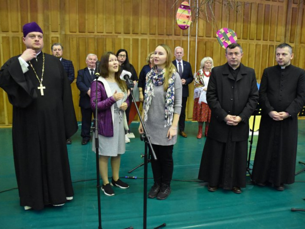 Śniadanie Wielkanocne dla uchodźców z Ukrainy w Tarnobrzegu [zdjęcia]