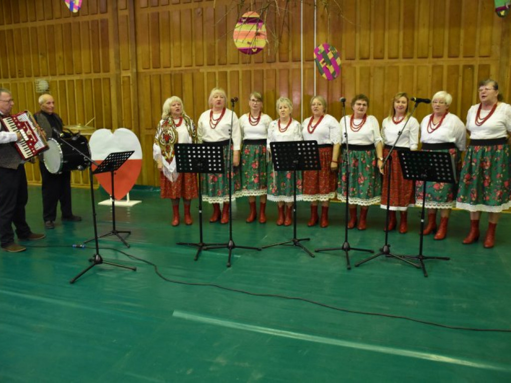 Śniadanie Wielkanocne dla uchodźców z Ukrainy w Tarnobrzegu [zdjęcia]