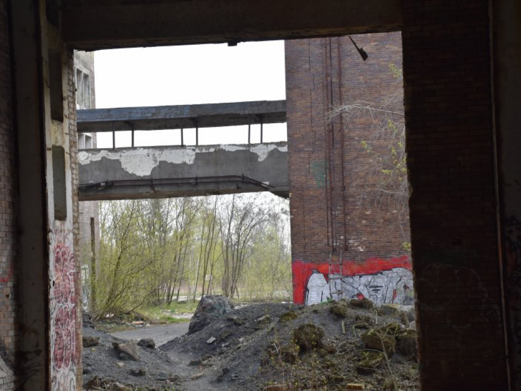 Zobacz, jak wyglądają opuszczone hale po kopalni w Machowie [zdjęcia]