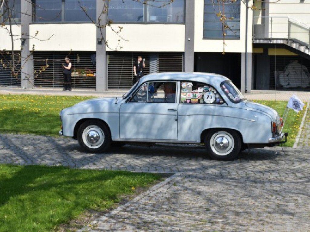 Motoryzacyjne perełki na nadwiślańskim bulwarze [zdjęcia]