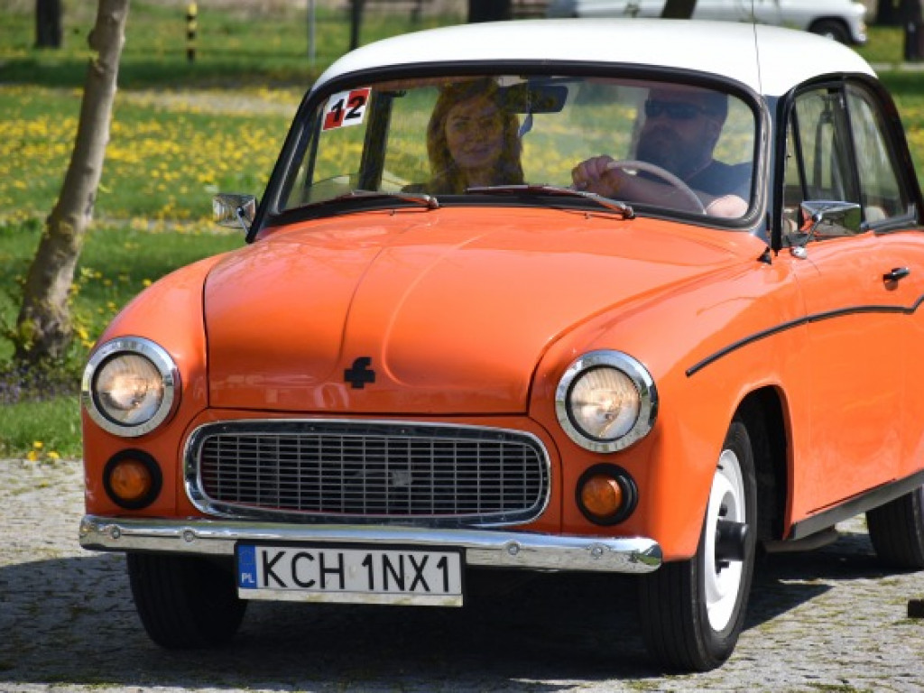 Motoryzacyjne perełki na nadwiślańskim bulwarze [zdjęcia]