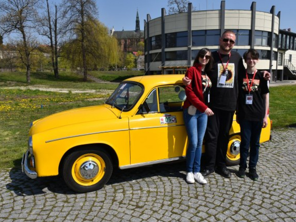 Motoryzacyjne perełki na nadwiślańskim bulwarze [zdjęcia]