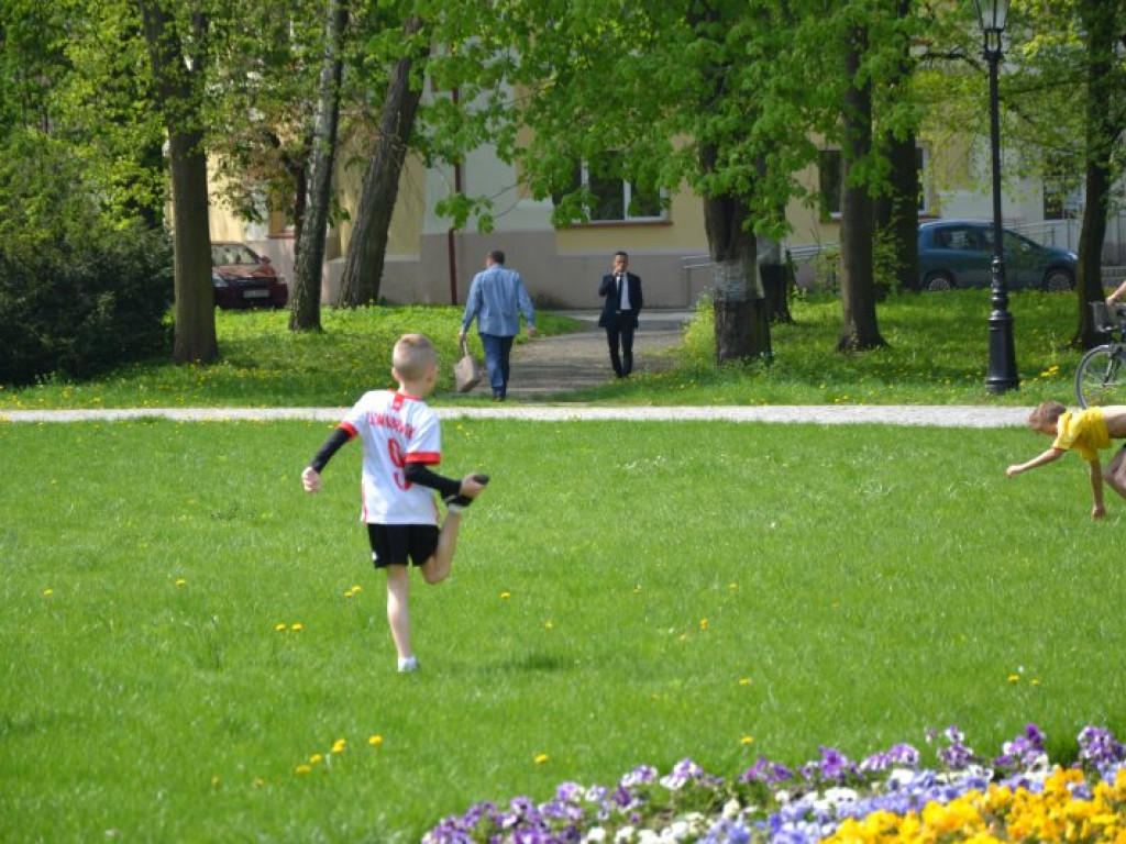 Pobiegli w parku dzikowskim razem z amerykańskim wojskiem [zdjęcia]
