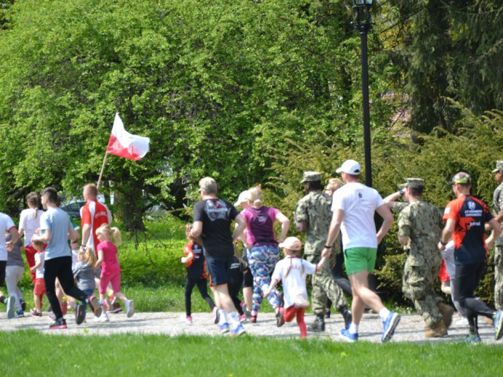 Pobiegli w parku dzikowskim razem z amerykańskim wojskiem [zdjęcia]