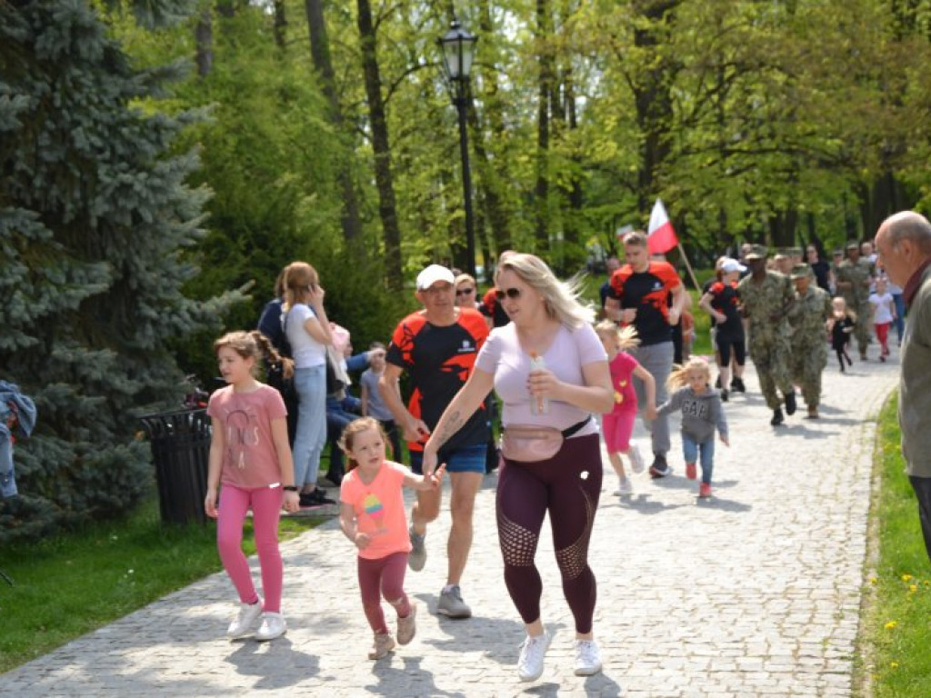 Pobiegli w parku dzikowskim razem z amerykańskim wojskiem [zdjęcia]