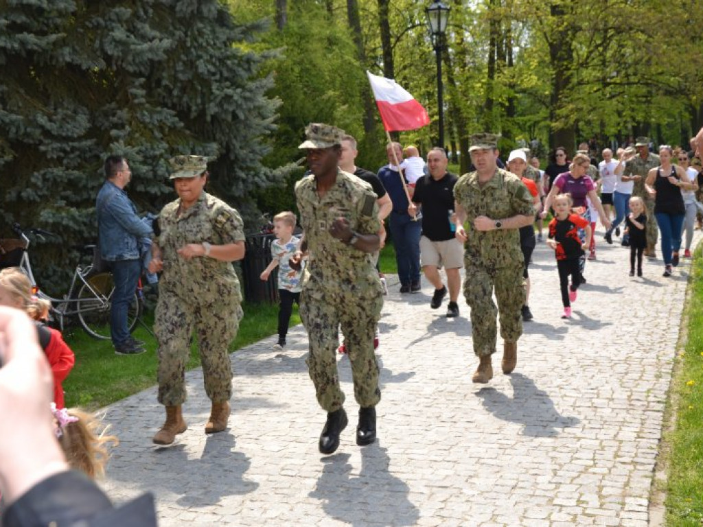 Pobiegli w parku dzikowskim razem z amerykańskim wojskiem [zdjęcia]