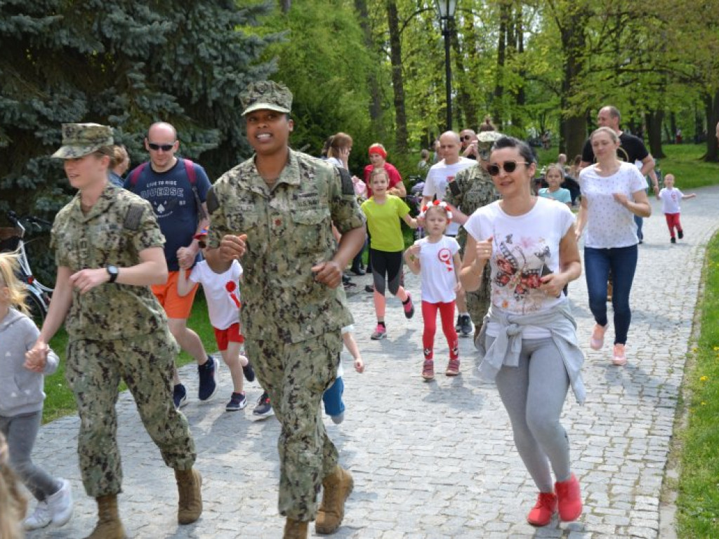 Pobiegli w parku dzikowskim razem z amerykańskim wojskiem [zdjęcia]