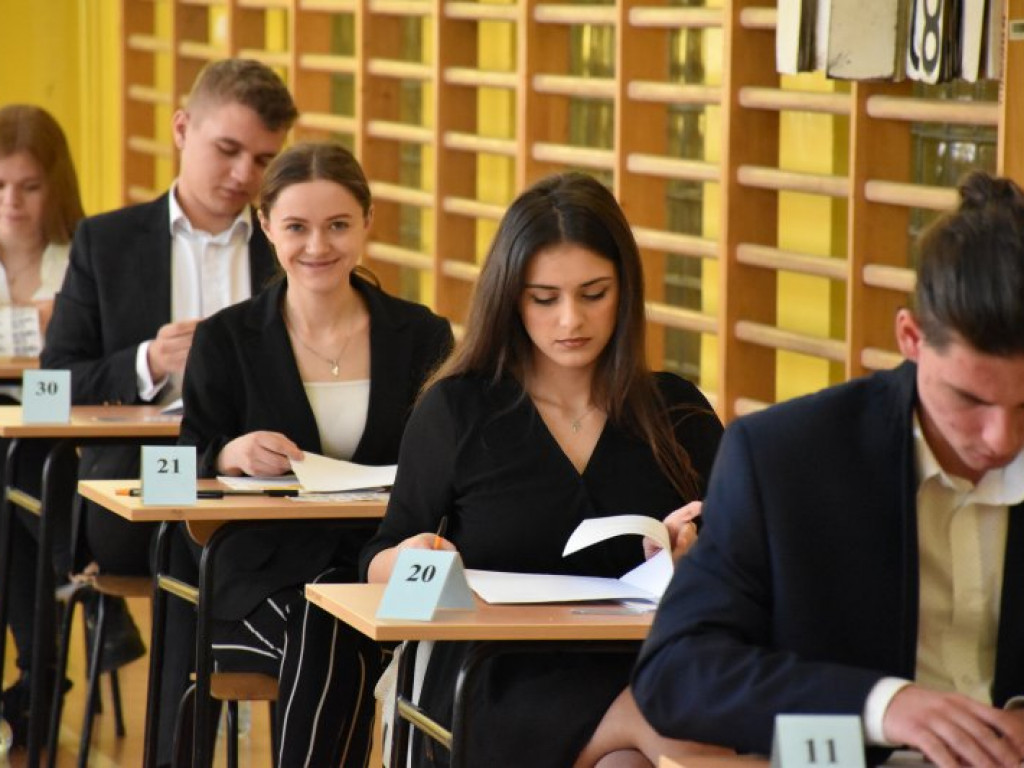 Matura 2022 w Tarnobrzegu. Galeria zdjęć z 