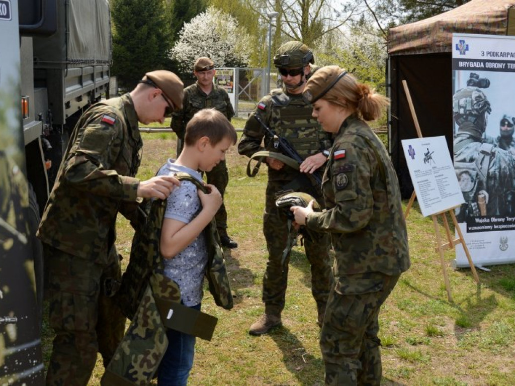 Piknik Patriotyczny w Święto Konstytucji 3 Maja w Bojanowie [zdjęcia]