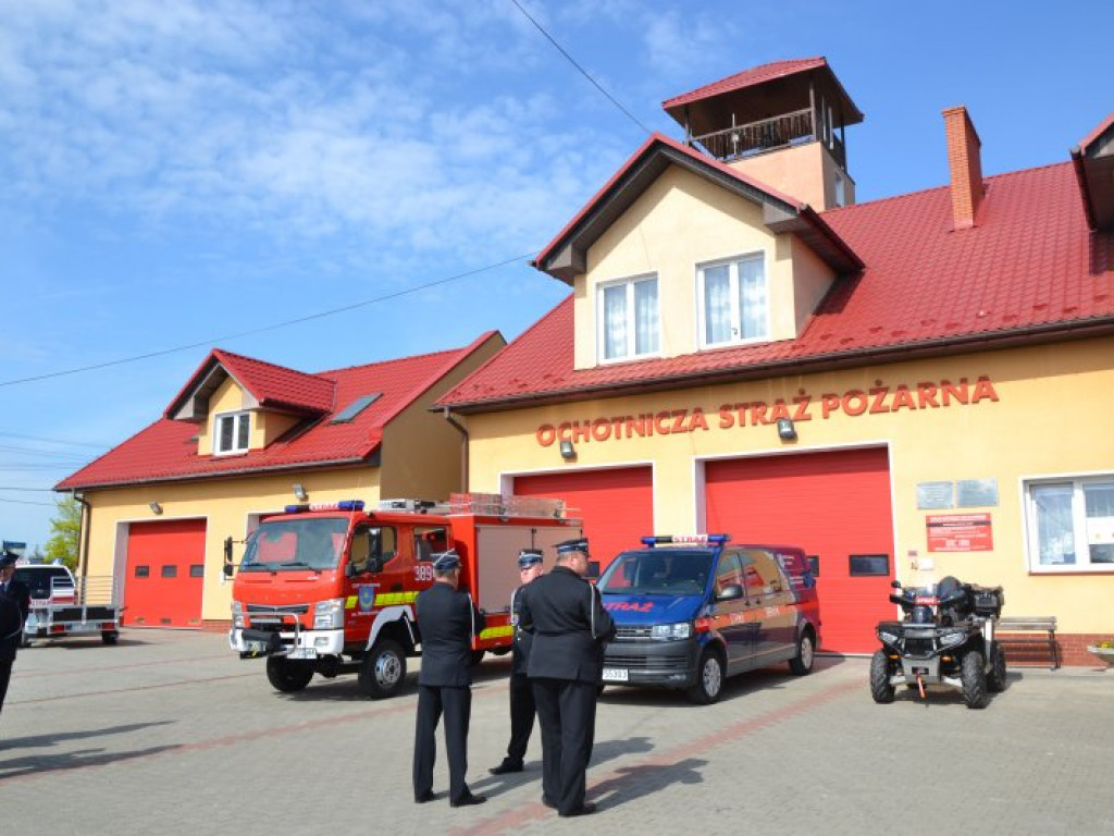 Sprzęt dla tarnobrzeskich strażaków w Dzień Strażaka [zdjęcia]
