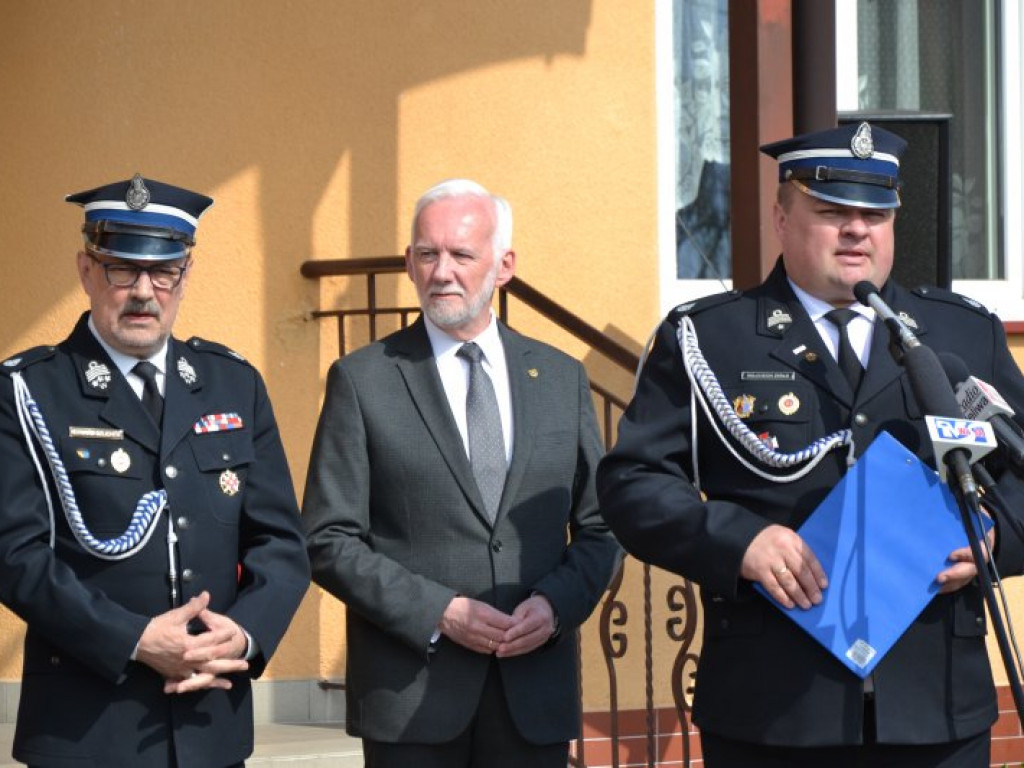 Sprzęt dla tarnobrzeskich strażaków w Dzień Strażaka [zdjęcia]