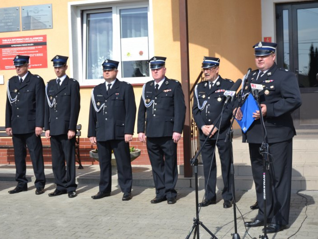 Sprzęt dla tarnobrzeskich strażaków w Dzień Strażaka [zdjęcia]