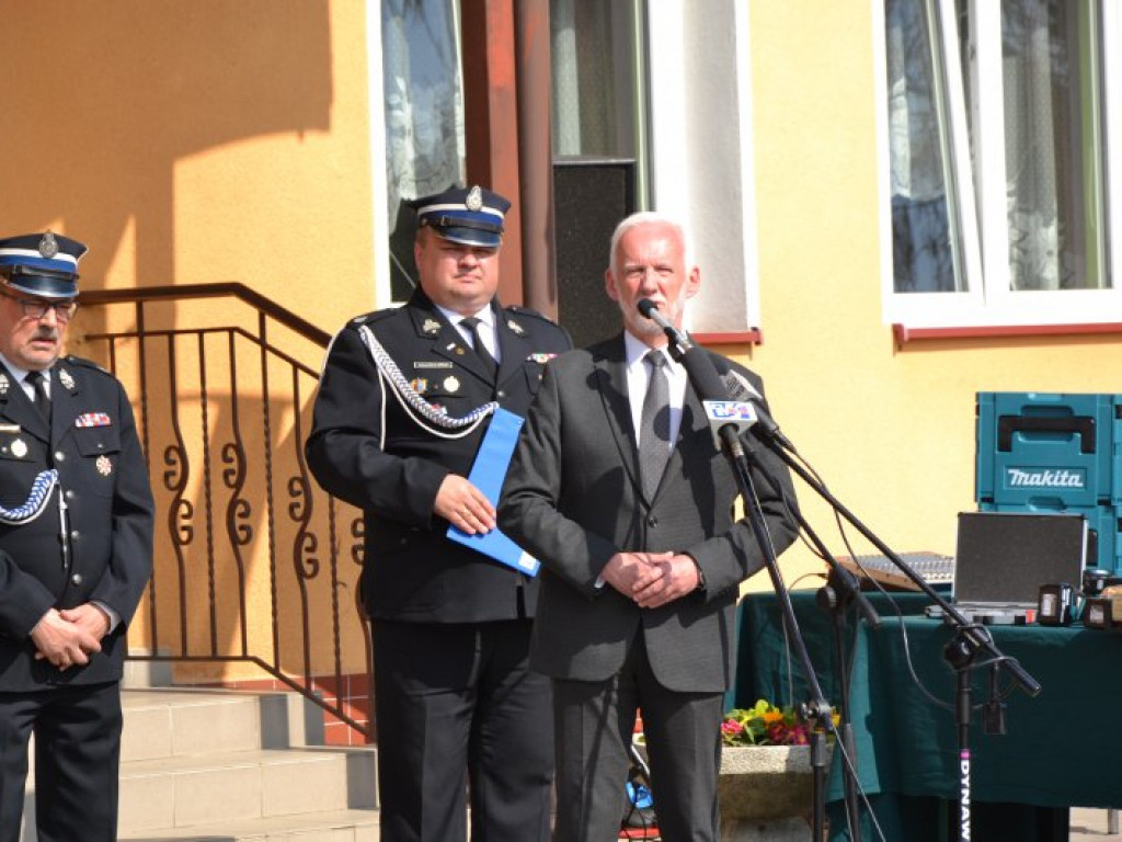 Sprzęt dla tarnobrzeskich strażaków w Dzień Strażaka [zdjęcia]