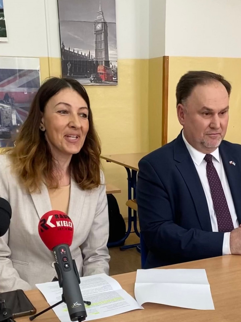 Uczniowie sandomierskiej 