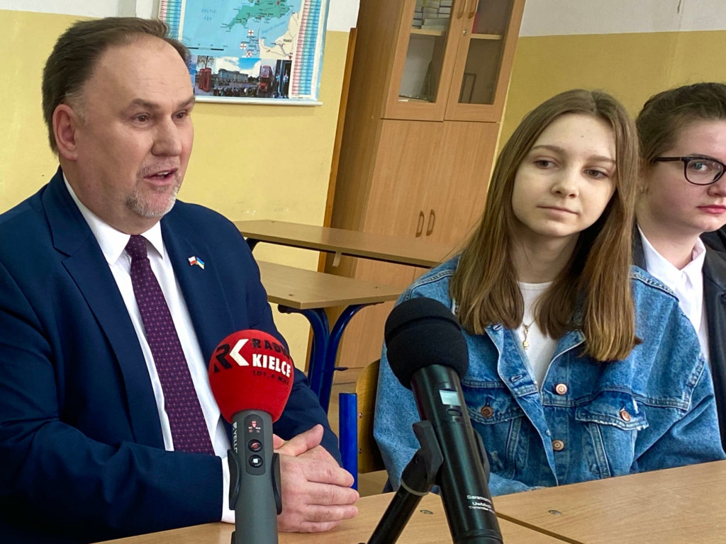 Uczniowie sandomierskiej 