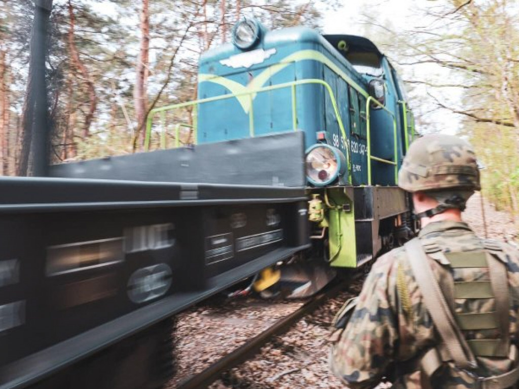 Czołgi jadą na Podkarpacie. Przerzut oddziałów 18 Dywizji Zmechanizowanej [zdjęcia]