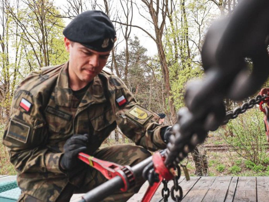 Czołgi jadą na Podkarpacie. Przerzut oddziałów 18 Dywizji Zmechanizowanej [zdjęcia]
