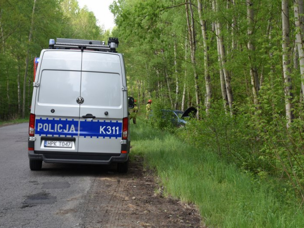Groźny wypadek na drodze Dąbrowica - Chmielów [zdjęcia]