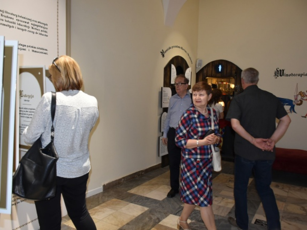 Akademia Ziołowa Marcina z Urzędowa oficjalnie otwarta. Zwiedzający byli oczarowani [zdjęcia]