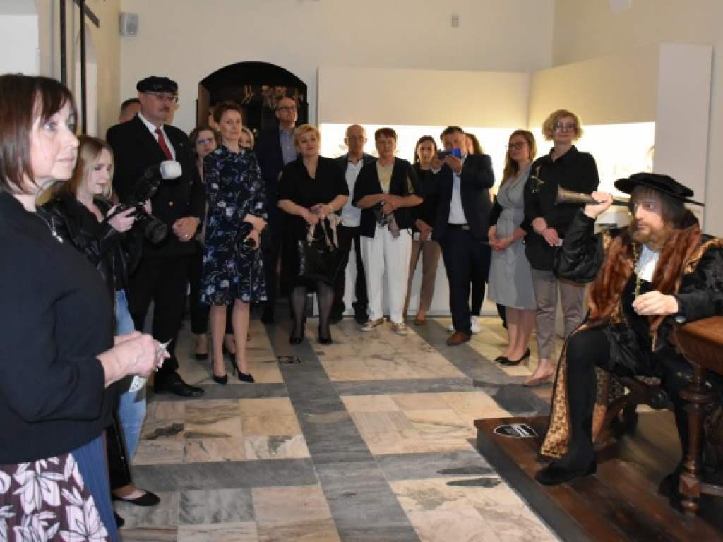 Akademia Ziołowa Marcina z Urzędowa oficjalnie otwarta. Zwiedzający byli oczarowani [zdjęcia]