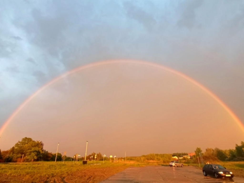 Tęcza nad Tarnobrzegiem. Zdjęcia naszych Czytelników [zdjęcia]