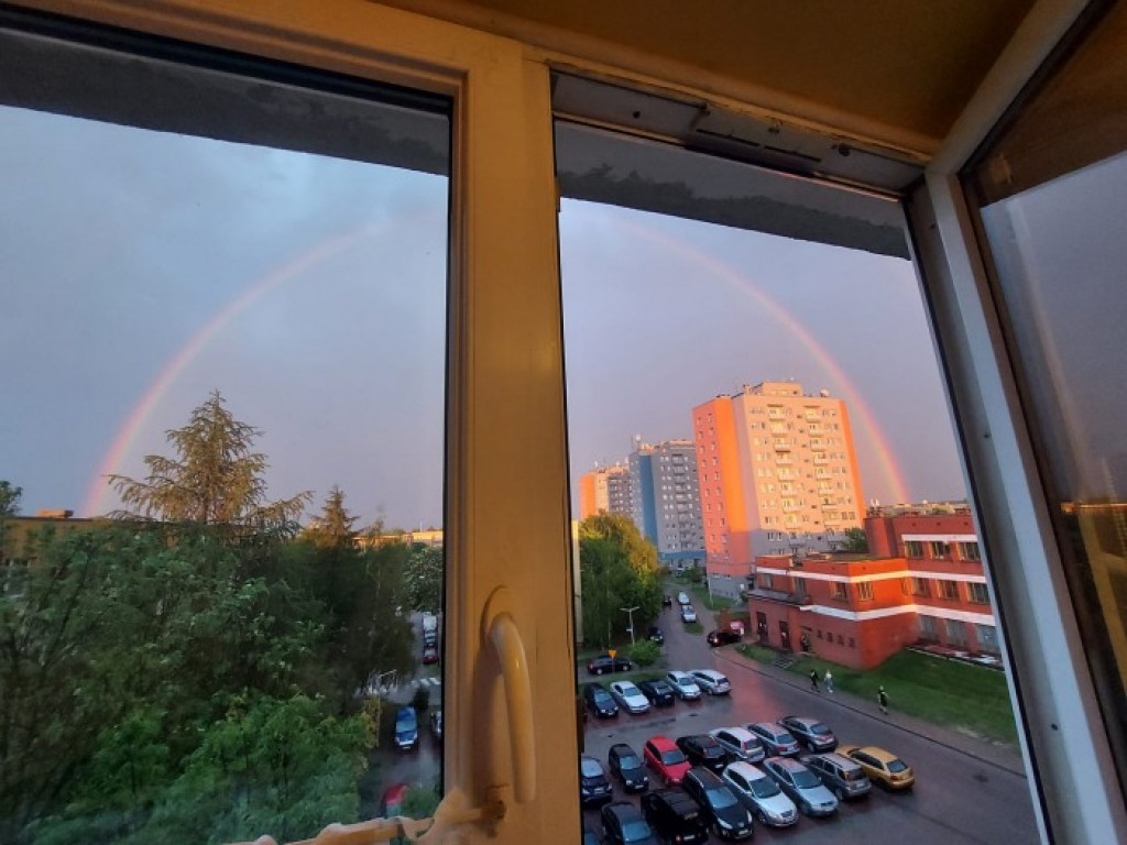 Tęcza nad Tarnobrzegiem. Zdjęcia naszych Czytelników [zdjęcia]