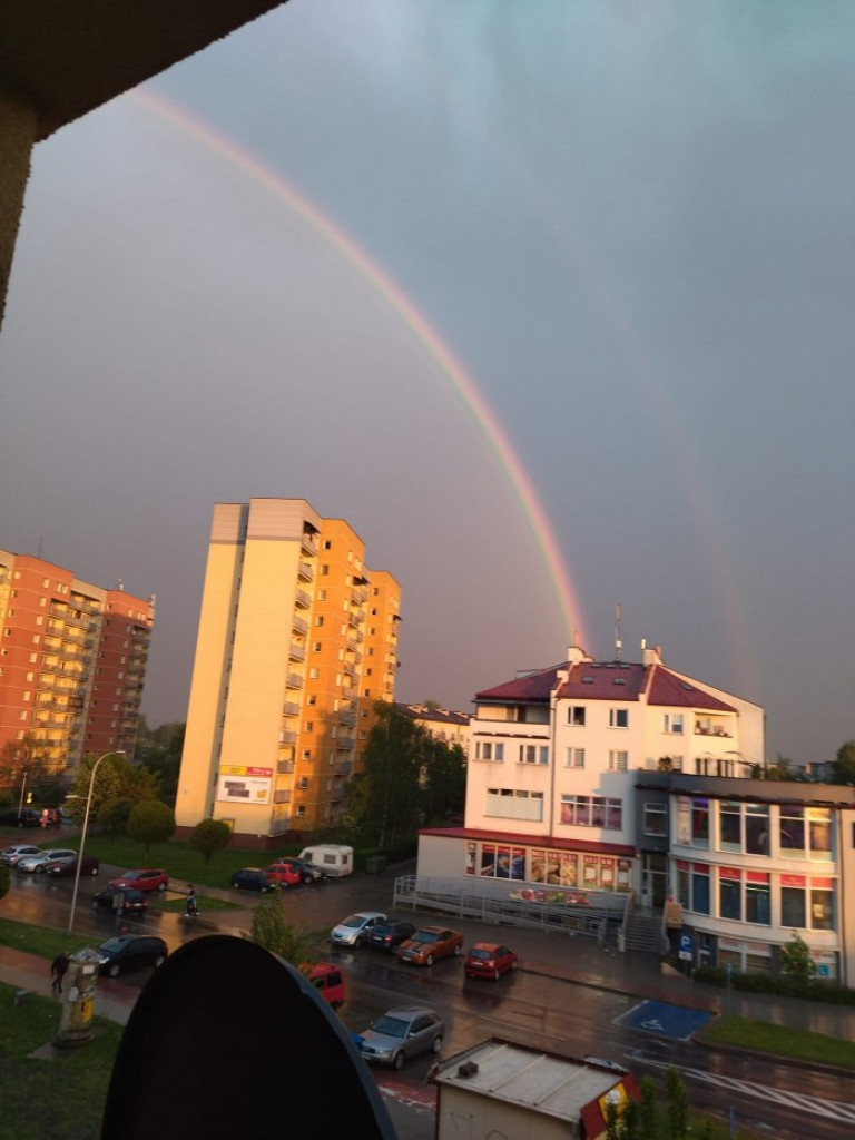 Tęcza nad Tarnobrzegiem. Zdjęcia naszych Czytelników [zdjęcia]
