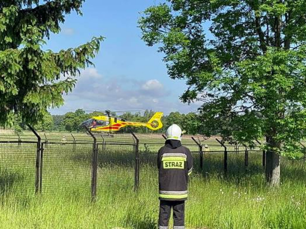 Poważny wypadek na drodze Stale - Alfredówka. Na miejsce leci helikopter LPR [zdjęcia]