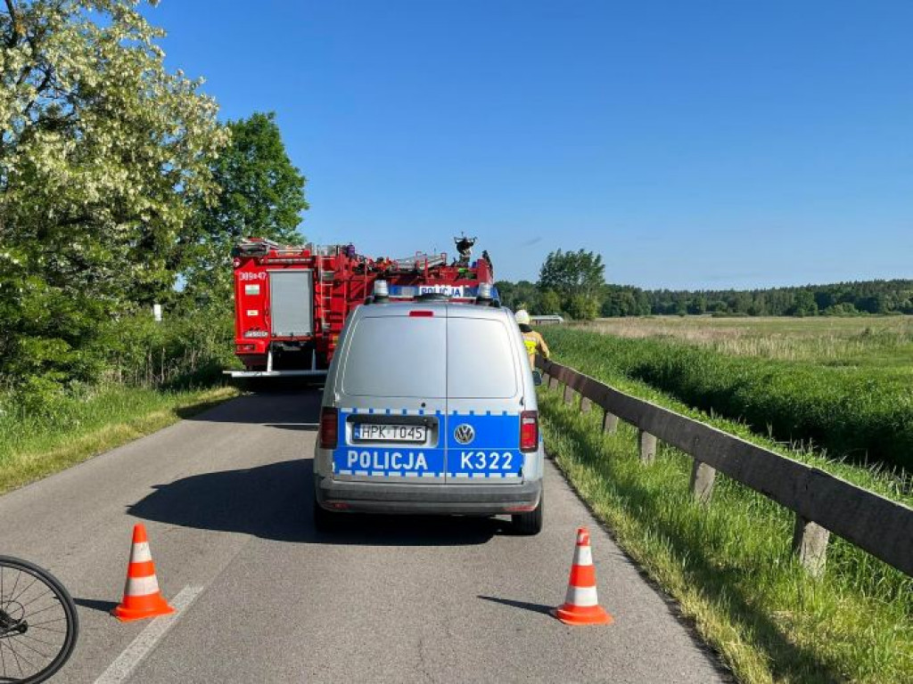 Poważny wypadek na drodze Stale - Alfredówka. Na miejsce leci helikopter LPR [zdjęcia]