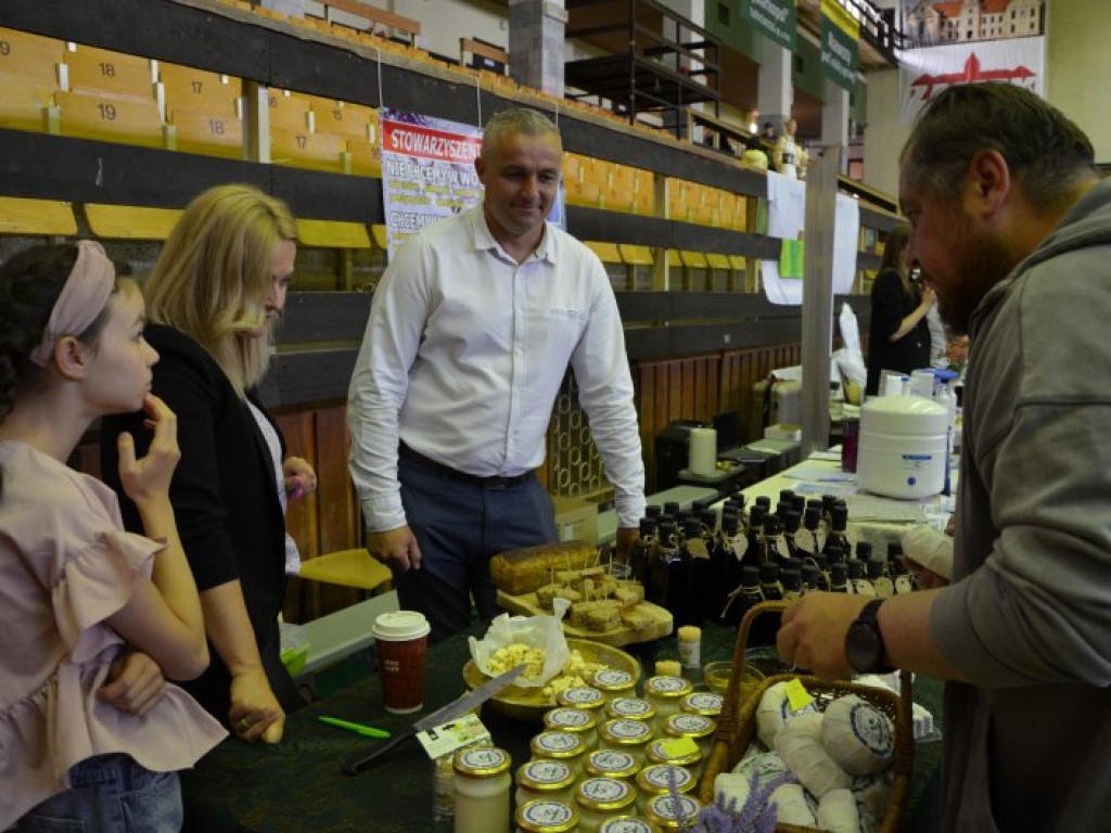 O zdrowiu i urodzie na tysiąc sposobów. Jubileuszowy kiermasz w Tarnobrzegu