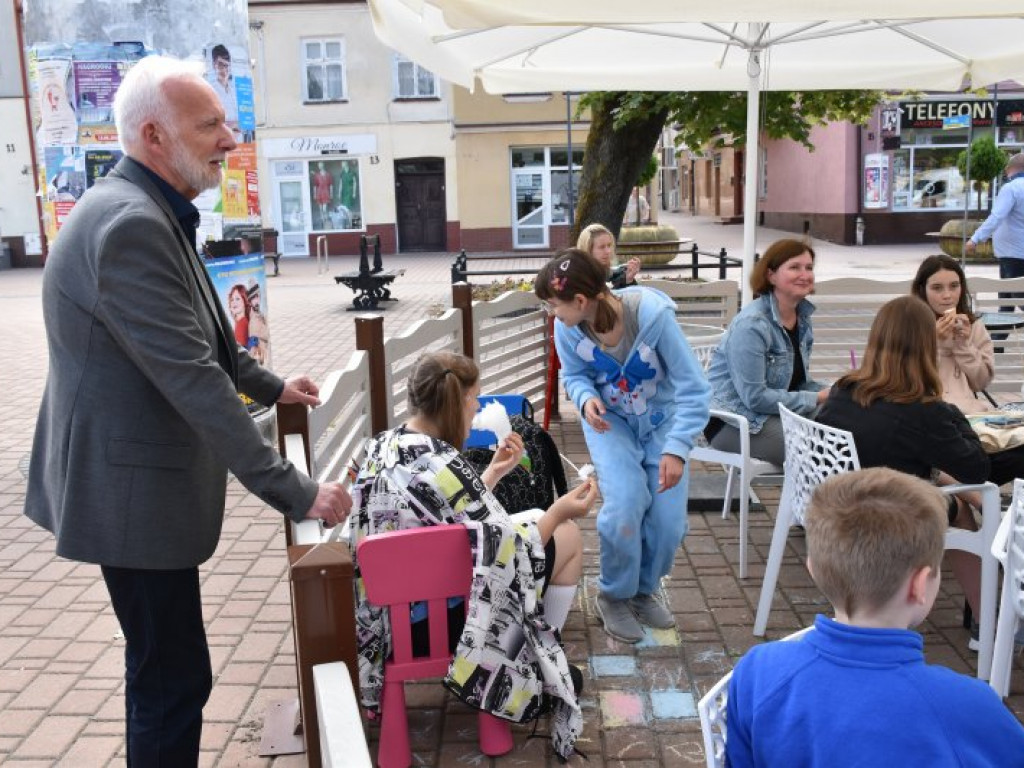 Trwa Eko-Dzień Dziecka na pl. Bartosza Głowackiego w Tarnobrzegu [zdjęcia]
