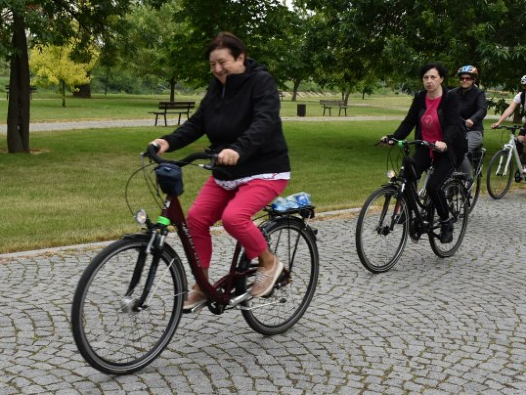 Rajd Papieski z biskupem na czele. Uczestnicy jadą z Sandomierza do Stanów Bojanowskich [zdjęcia]
