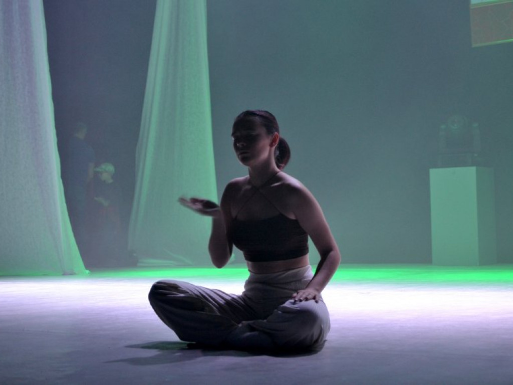 Taneczne popisy na scenie Tarnobrzeskiego Domu Kultury [zdjęcia]