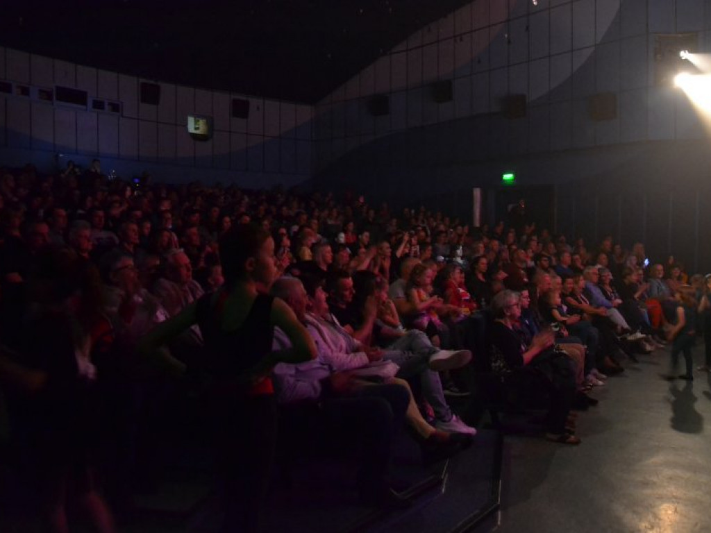Taneczne popisy na scenie Tarnobrzeskiego Domu Kultury [zdjęcia]