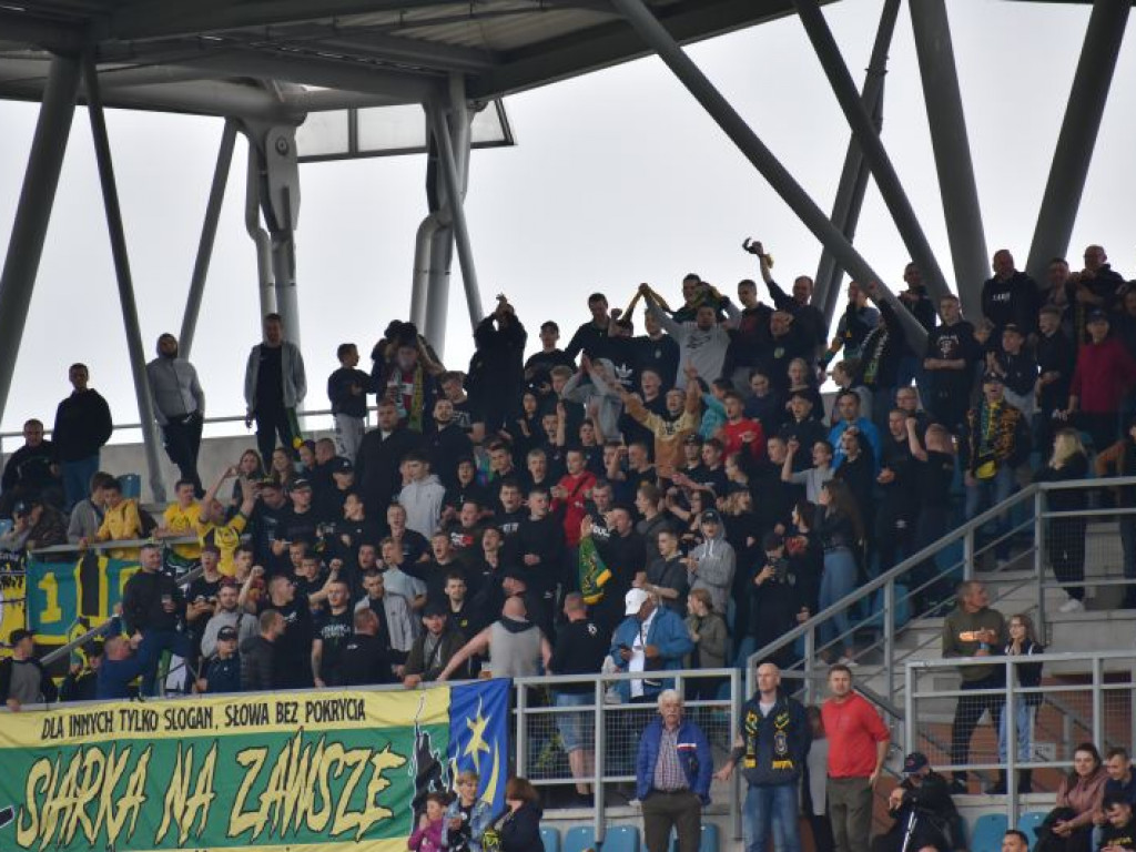Świetna atmosfera na meczu Siarki z Łagowem. Zobacz zdjęcia z trybun [zdjęcia]