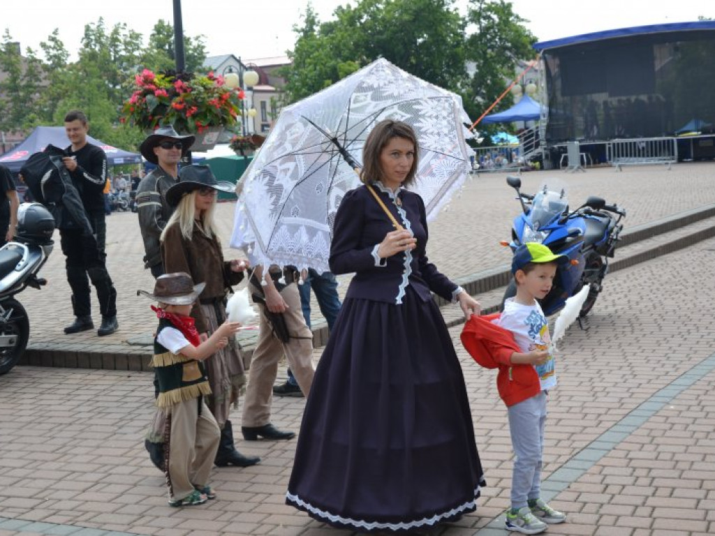 Charytatywny piknik w centrum Tarnobrzega [zdjęcia]