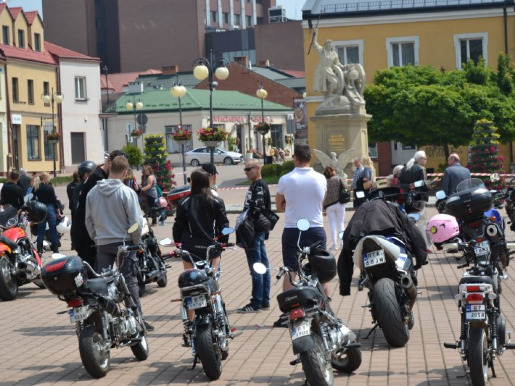 Charytatywny piknik w centrum Tarnobrzega [zdjęcia]