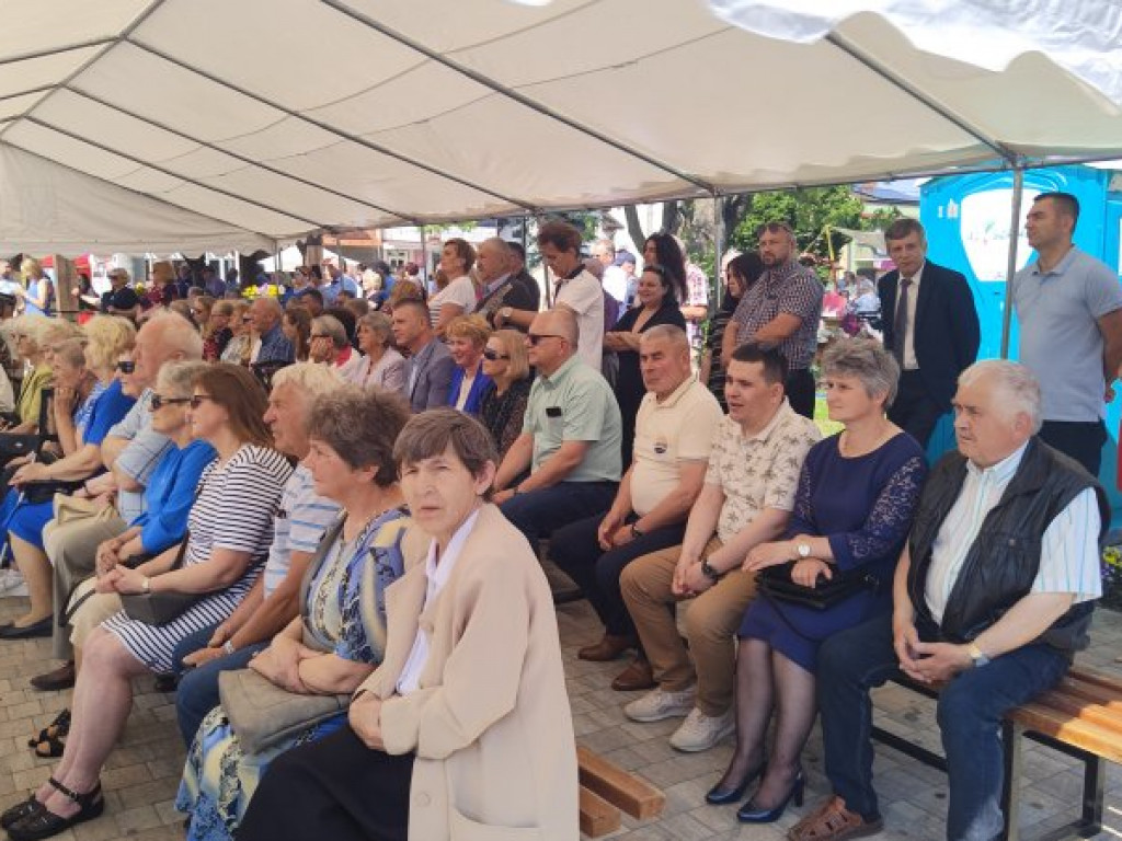Rynek w Koprzywnicy uroczyście otwarty [zdjęcia]